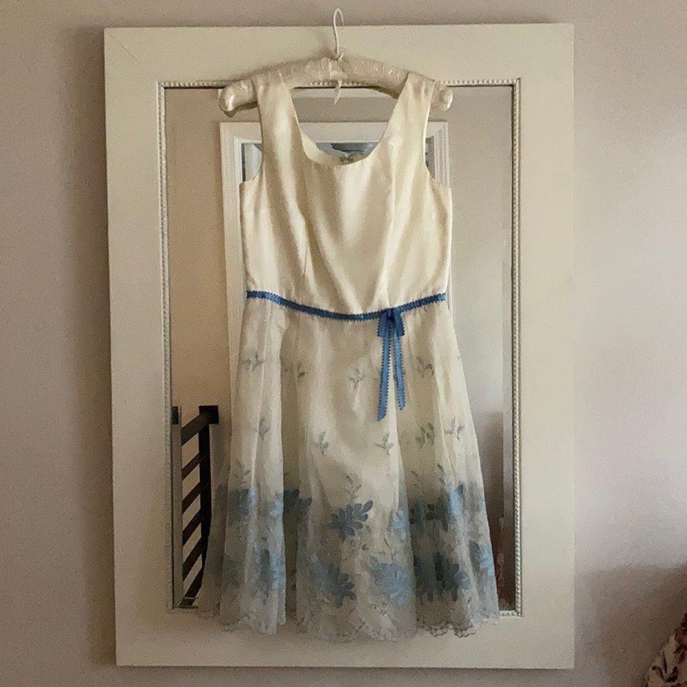 VTG Anna Sui 50s embroidered dress
